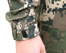 Load image into Gallery viewer, Storm Compact 3.0 Jacket Camouflage