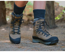 Load image into Gallery viewer, Manitoba Ridge Boot
