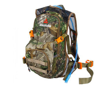 Load image into Gallery viewer, 165069-manitoba-8-litre-scout-pack-with-bladder-realtree-camo-165069-2-copy-248663_S848G0QWYXOS.jpg

