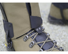 Load image into Gallery viewer, Bluff Gaiters Dark Khaki
