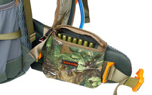 Load image into Gallery viewer, 165071-manitoba-45-litre-quest-pack-realtree-camo-165071-3-2-248454_S848IXJFQJAA.jpg
